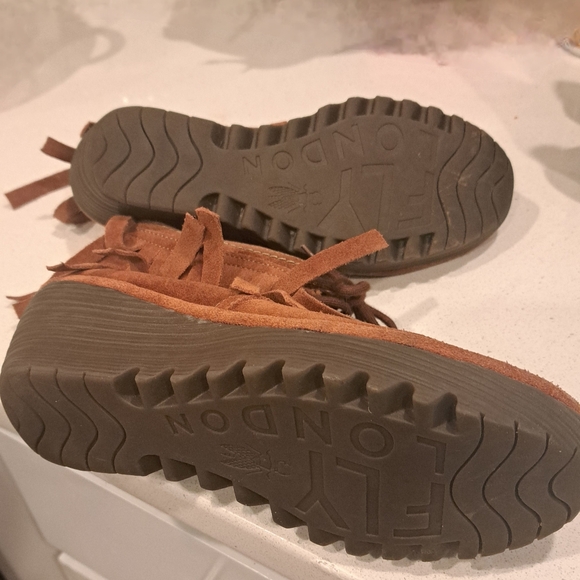 FLY LONDON Suede Fringed Ankle Boots - 39 (8) - Picture 3 of 3